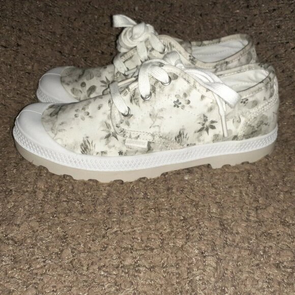 PALLADIUM-Pampa Oxford LP Moonbeam Floral Sneakers-Size 8.5-NWOB - Picture 2 of 8